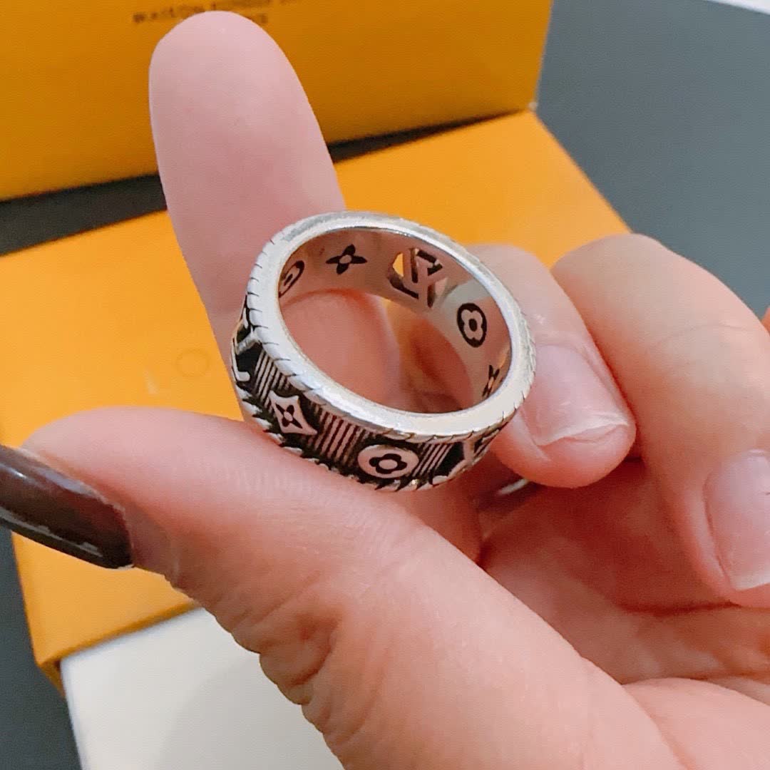 Louis Vuitton Silver Ring